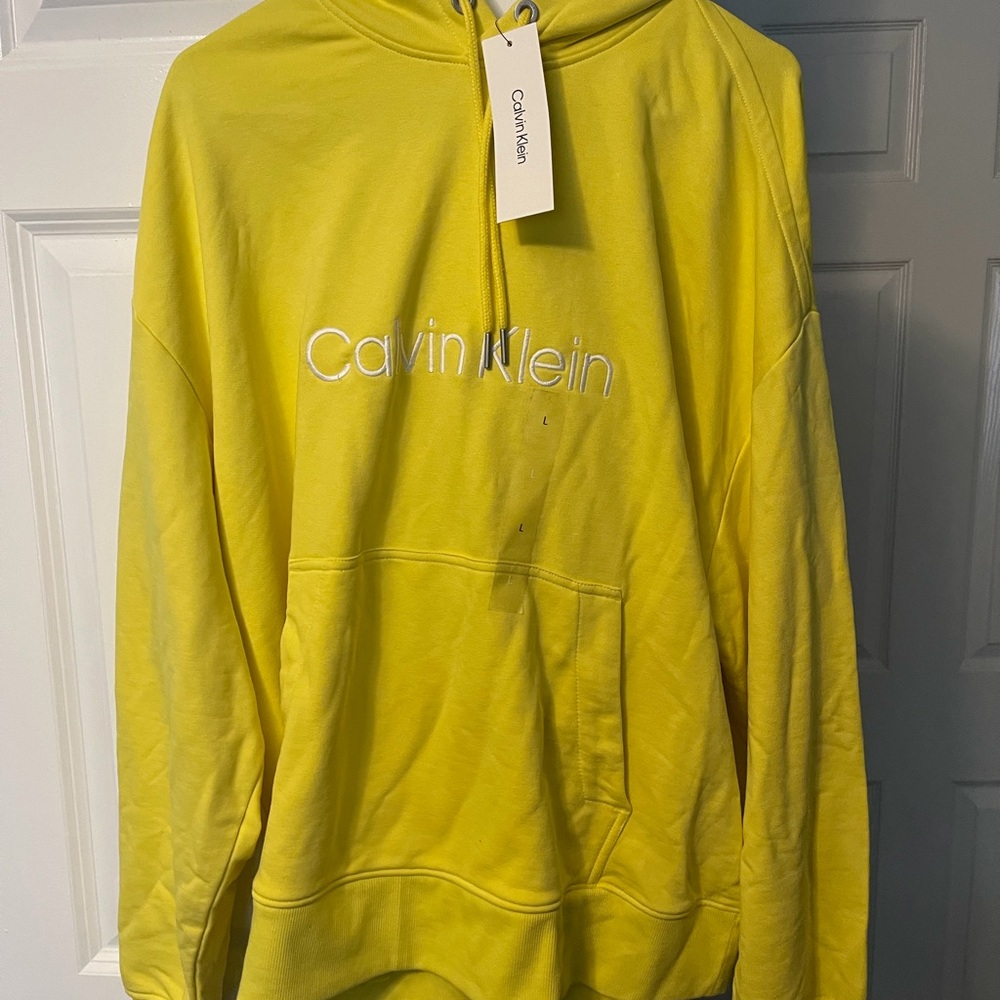 Calvin Klein Men's Hoodie in Vibrant Yellow